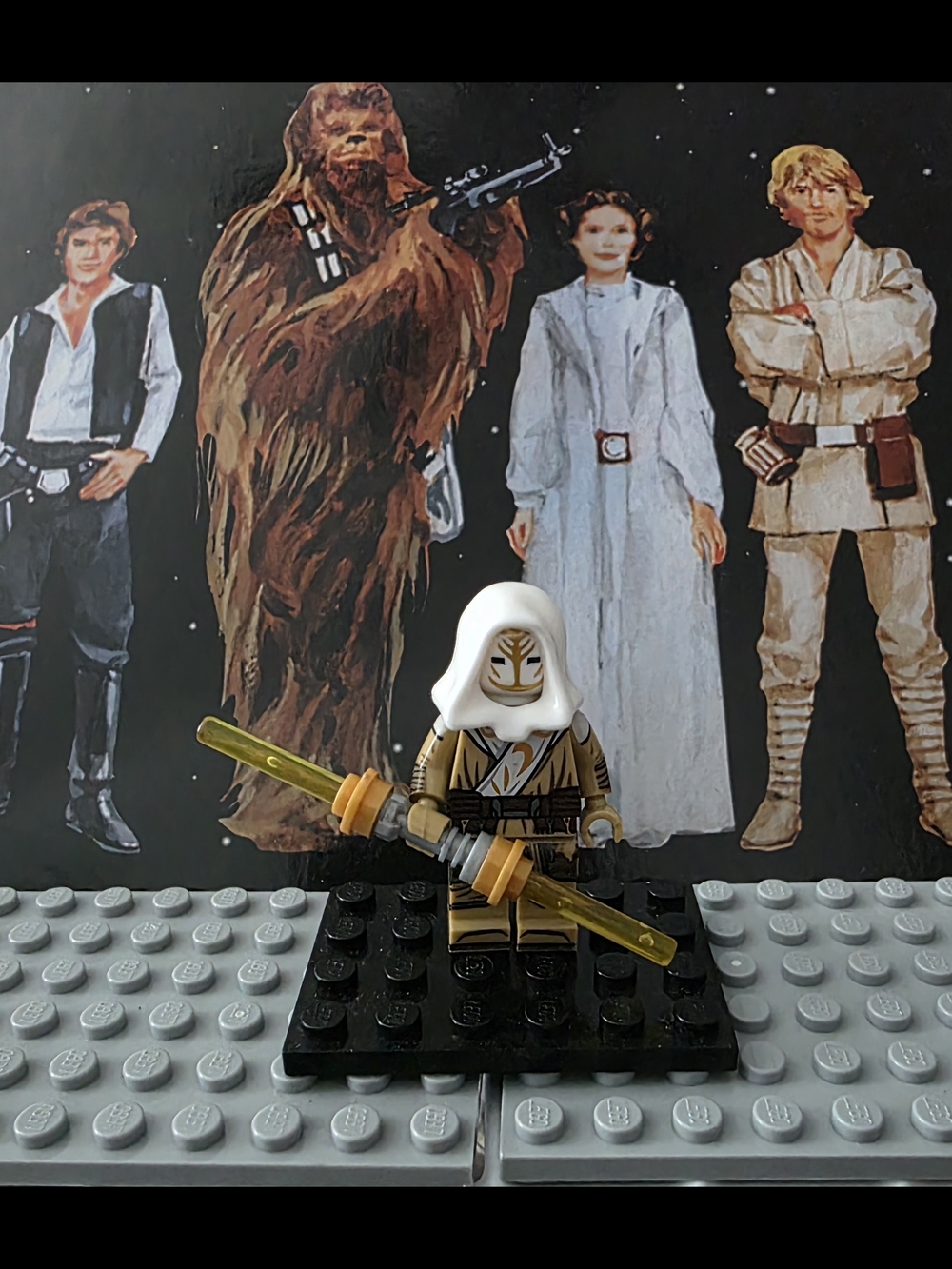 CUSTOM Star Wars Jedi Temple Guard Minifigure with Gold Lightsaber - Picture 7 of 7